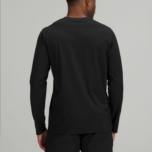 Lululemon Men’s Fundamental Long Sleeve Henley Medium Black - Picture 5 of 7